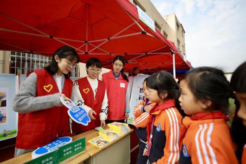 聂荣县小学领导引领教育改革与发展新篇章