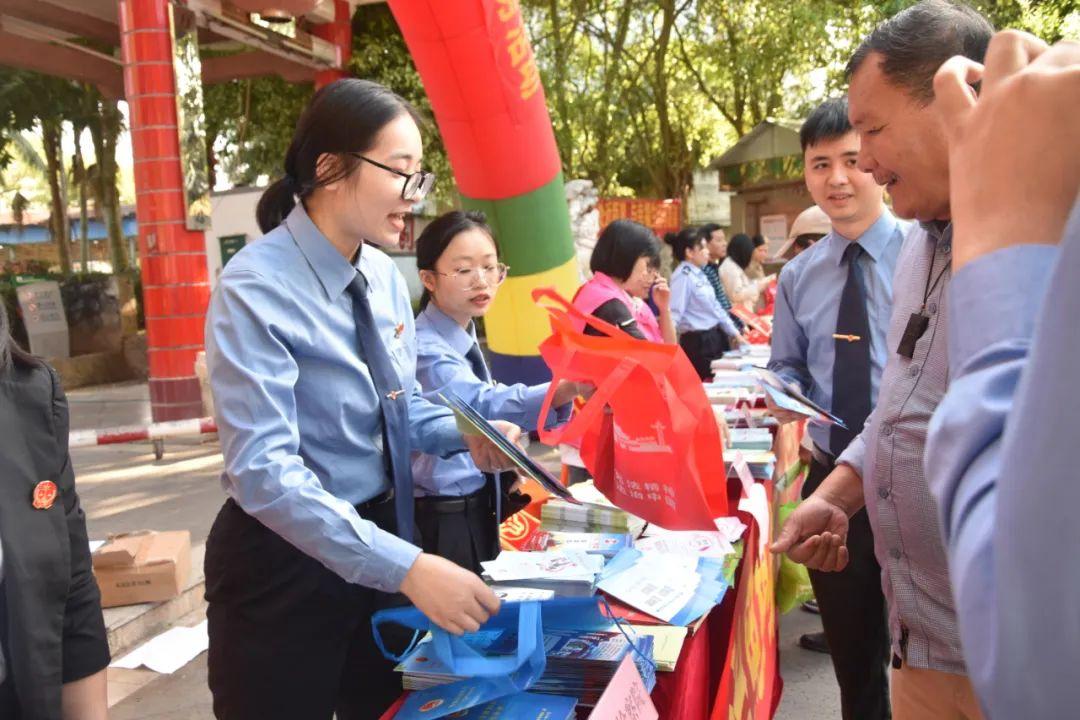 万宁市司法局领导团队最新概述